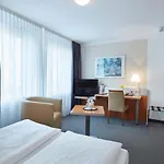 GHOTEL hotel&living München-Nymphenburg